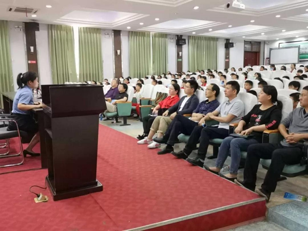 东莞市明歌金年会-官方体育与电竞娱乐平台实时赛事直播与竞猜文化发展有限公司